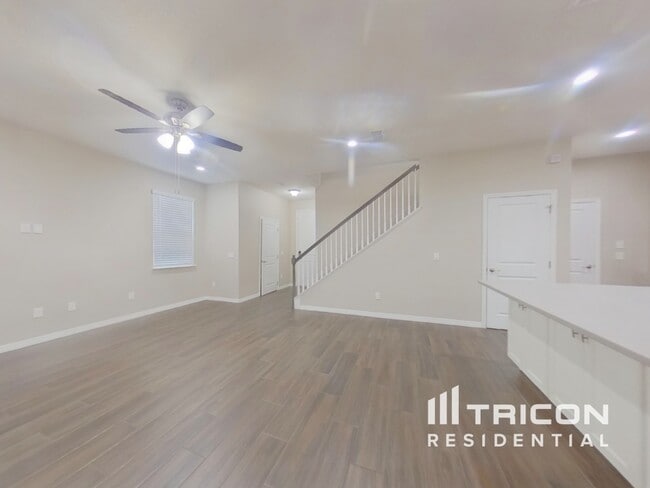 Photo - 3608 Voyager Ln