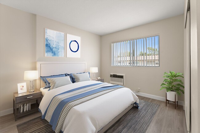 Photo - School Circle Apartments - Riverside, CA