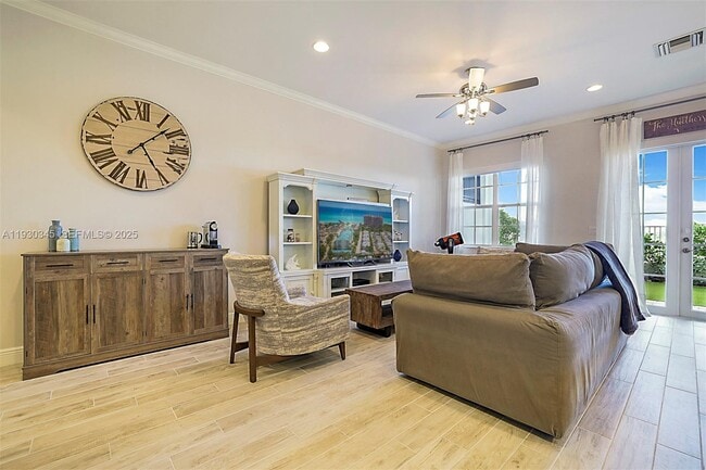 Photo - 140 Ocean Breeze Dr Unit 140