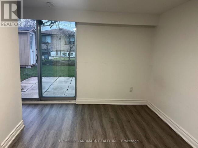 Photo - 25 Navaho Dr