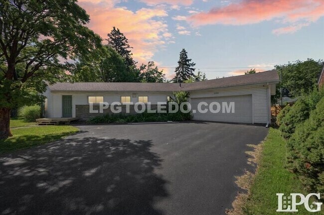 Building Photo - 2203 Glendale Ave Rental