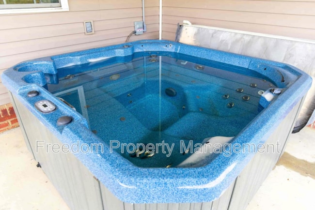 Photo - 1373 Darden Rd