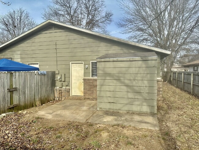 Photo - 1909 Cypress Pl Unidad A