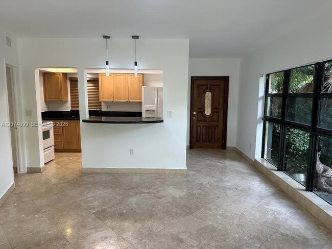 32 Camden Dr Unidad 3
