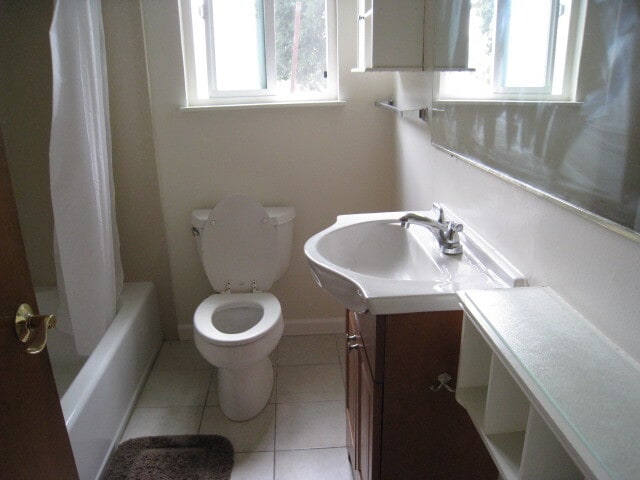 Photo - 1110 Stannage Ave Unit stannage