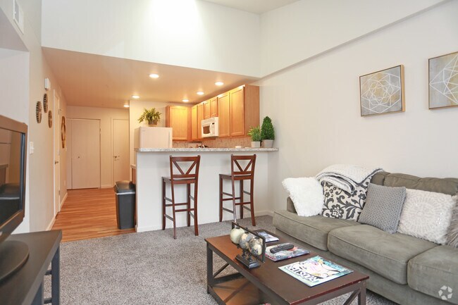 Atrium Suites - Atrium Suites Apartments