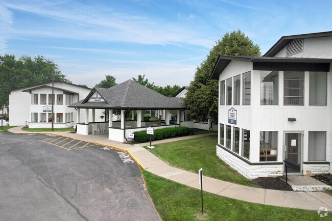 Building 2 Business Office - Serenity Manor 55+ Independent Active Living