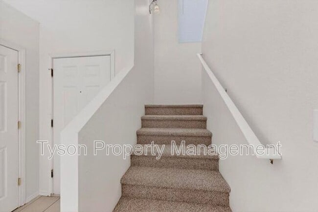 Photo - 915 Wood Duck Dr SW