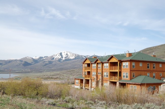 Todd Hollow at Deer Mtn. - Todd Hollow at Deer Mtn. Apartments