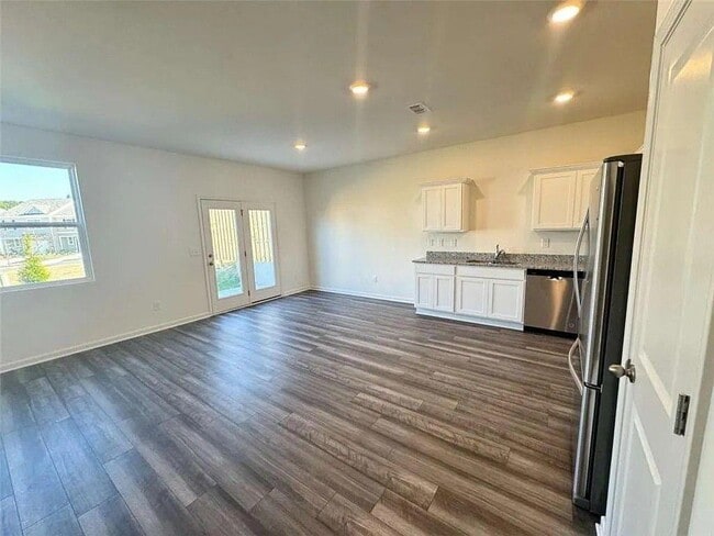 Photo - 23 Padley Dr