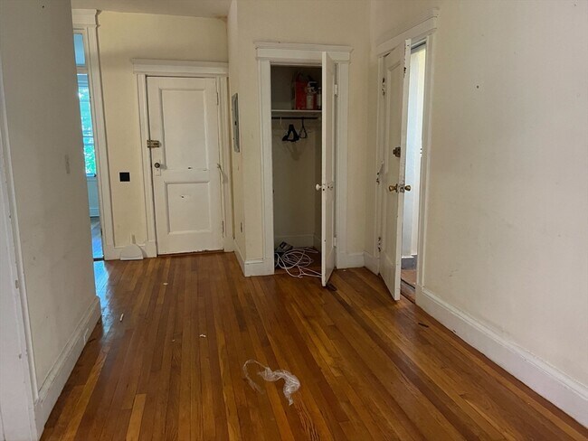 Photo - 333 Harvard St Unit 4A