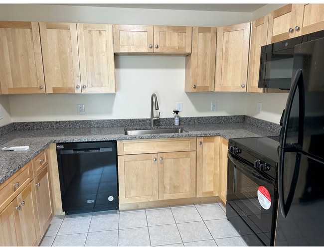 Photo - 305 Lime Kiln Rd Unit 34