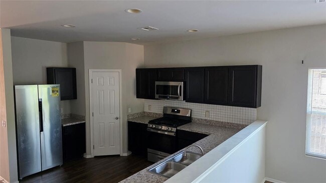 Photo - 10012 Wimbledon Ct
