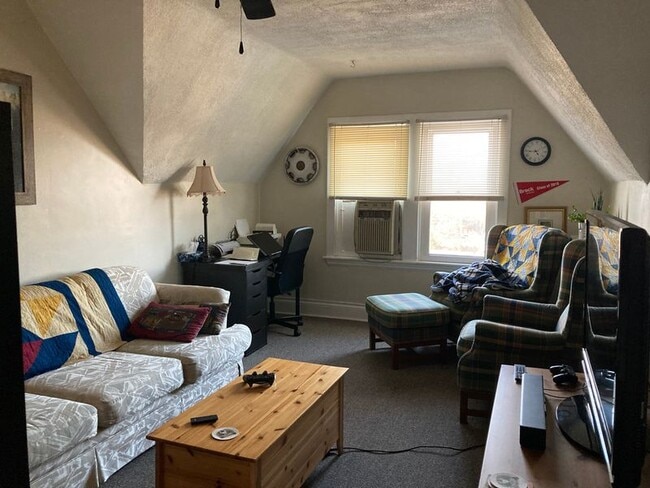 Photo - 40 Beulah Av Unit 2