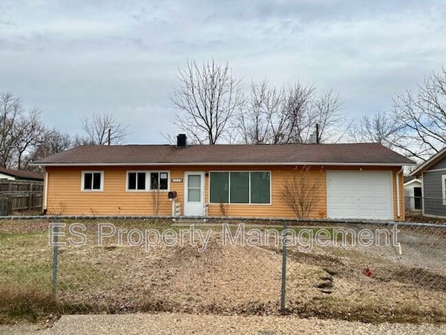 Photo - 4948 Patricia St