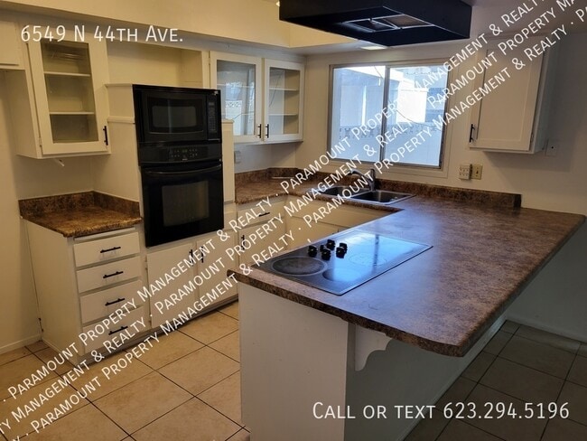 Photo - 6549 N 44th Ave