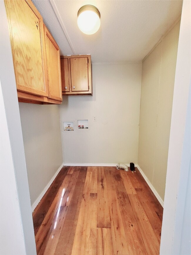 Photo - 401 S Woodson St