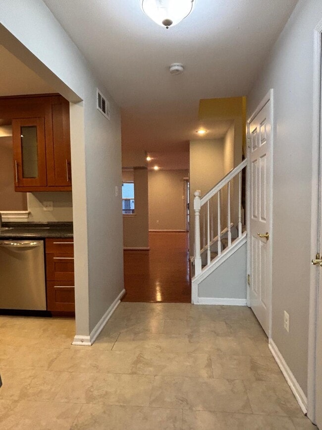 Photo - 4666 Louise St Claire Dr