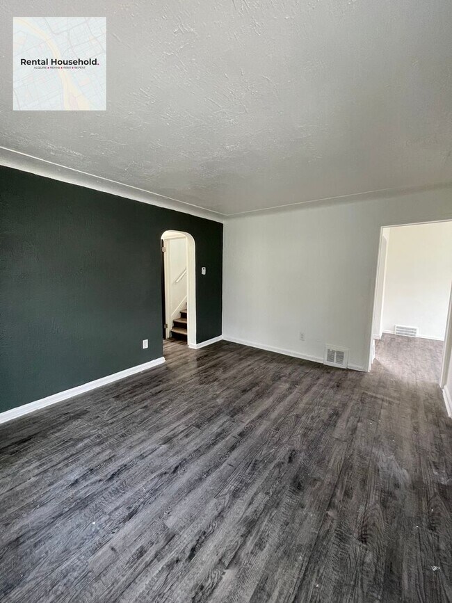 Photo - Bright & Airy 3-Bedroom Bungalow-Move-In Ready!