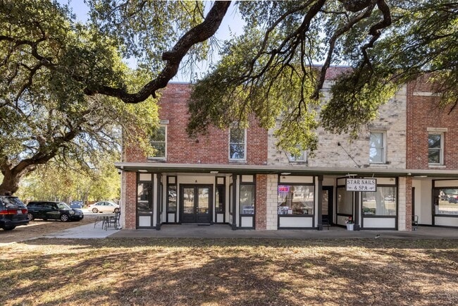 Building Photo - 805 N Main St Unit 101
