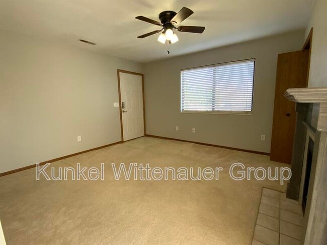 Photo - 285 Eagle Ridge