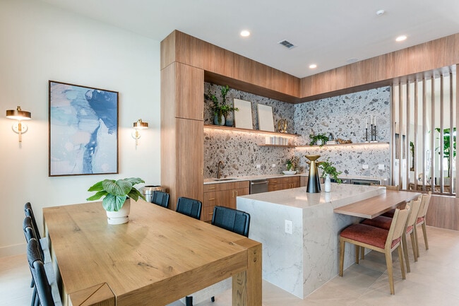 Abrazo at Robinson Gateway apartments — community photo