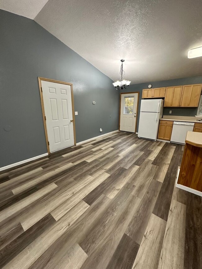 Photo - 2 bd, 2 bath, 2 car garage home in North Pole!