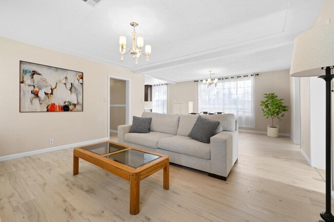 Photo - 1922 Scenic Ave