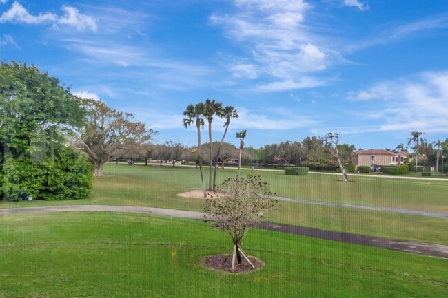 Photo - 7507 La Paz Blvd Unidad 202