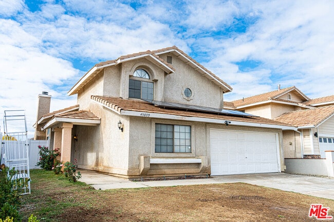 Building Photo - 45809 Evelyn Ct