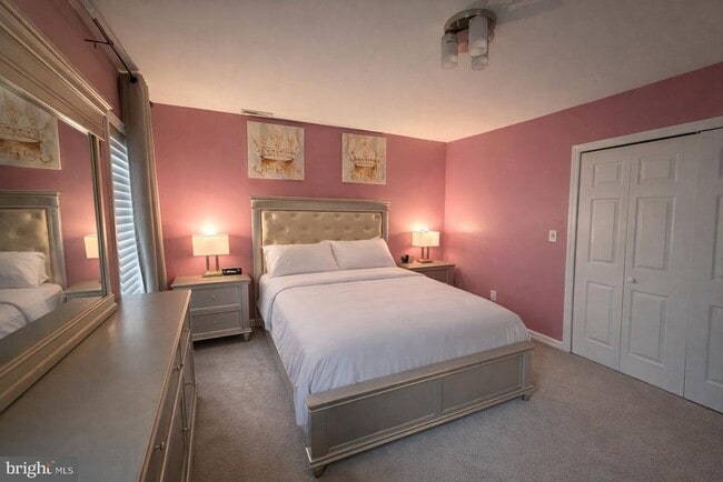 Photo - 1045 Quinton Ave