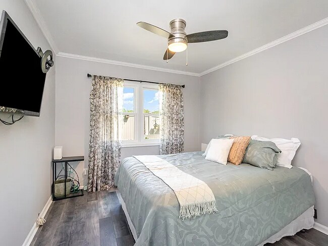 Photo - 11305 Kelly Dr