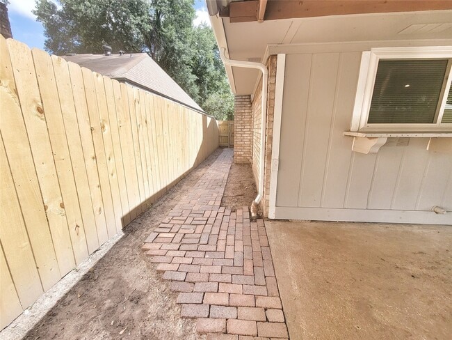 Photo - 3407 Saratoga Dr