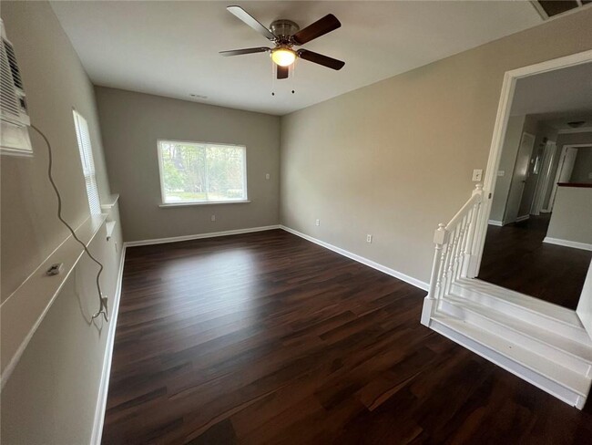 Photo - 3920 Spanish Oak Dr