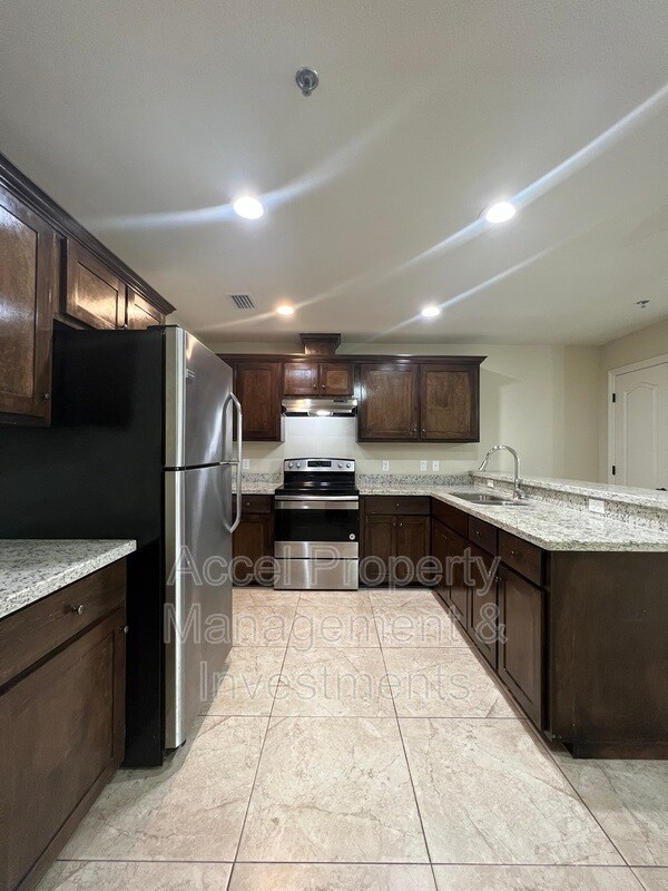 Photo - 2603 E Eisenhower Ave Unit 3