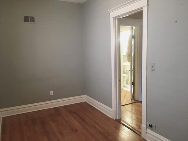Photo - 1 bedroom in Chicago IL 60647 Unidad G