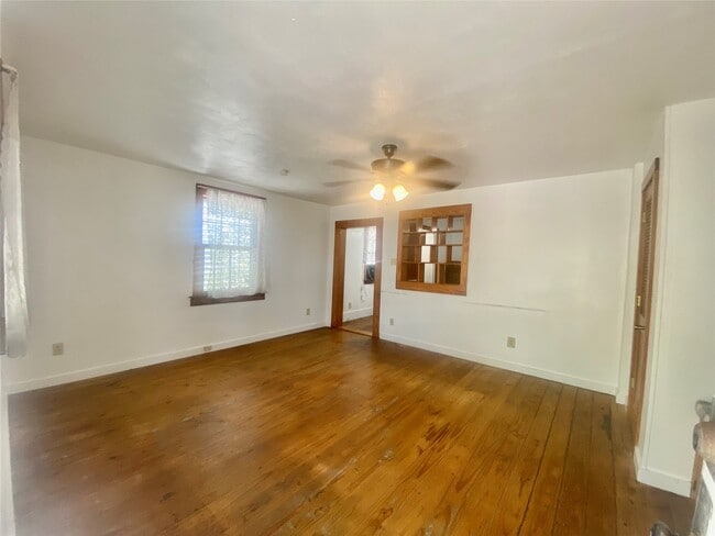 Photo - 5618 Avenue L Ave