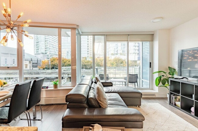 188 Keefer Pl Unit SI ID1578780P