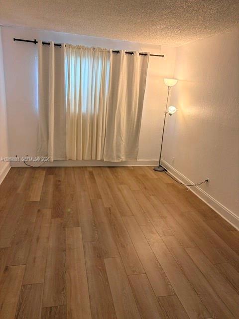 Photo - 2775 Taft St Unidad 305