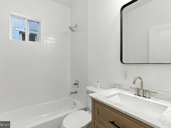 Building Photo - 1948 S 23rd St Rental