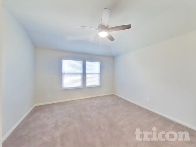 Photo - 13523 Emerson Wy