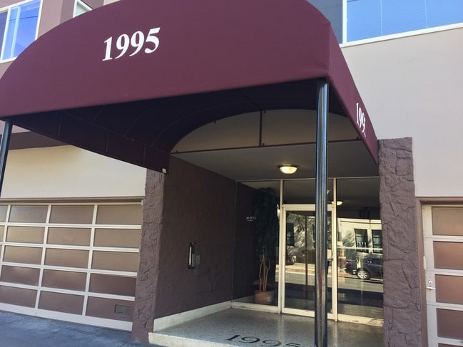 Photo - 1995 Chestnut Street Apartments