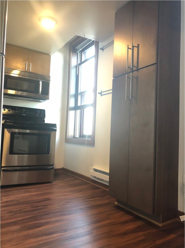 Cardinal Apartments Madison, WI