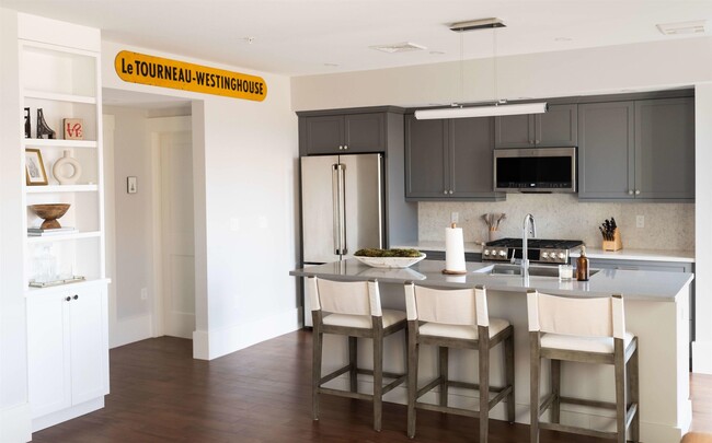 Photo - 50 Maplewood Ave Condo Unit 201