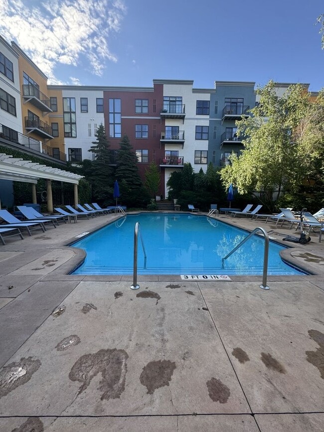 Photo - Luxury Condo Living in the Heart of Excelsior & Grand -Available NOW!