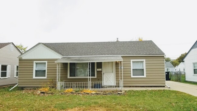 Photo - 26511 Grandmont St