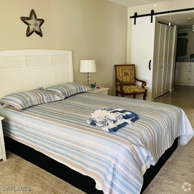Building Photo - 5790 Trailwinds Dr Unit 114 Rental