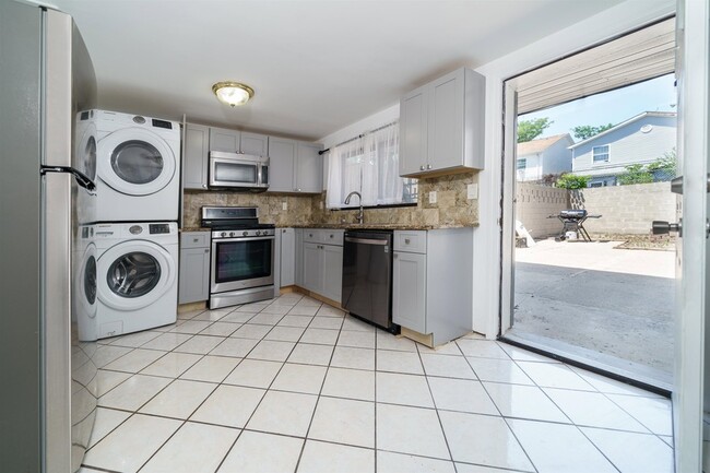 Photo - 433 Pacific Ave