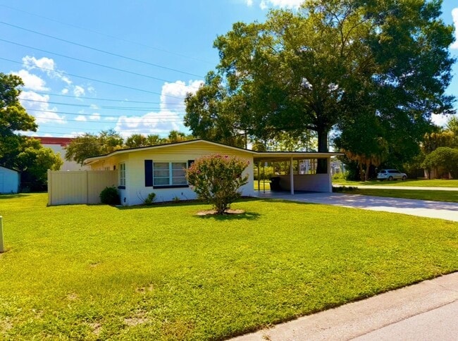 Photo - Modern Updated 3/2 in Winter Park Estates