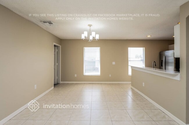 Photo - 247 Southbridge Cir